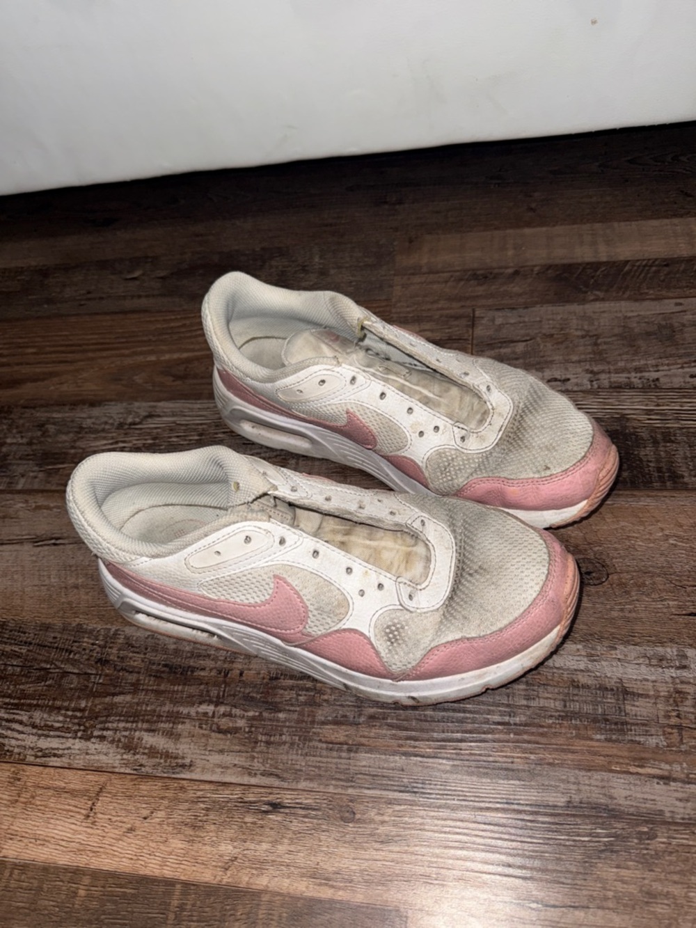 Nike White and Pink Low-Top Sneakers